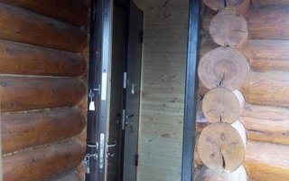 стальная дверь ДЗГ-96 в загородный деревянный дом