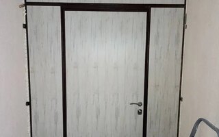 дверь для тамбурного помещения с гарантией качества
